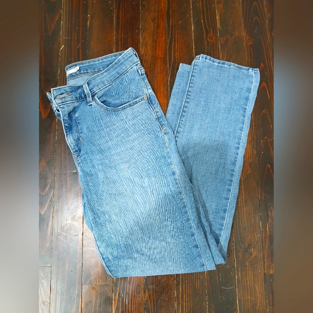 👖Levi skinny jeans